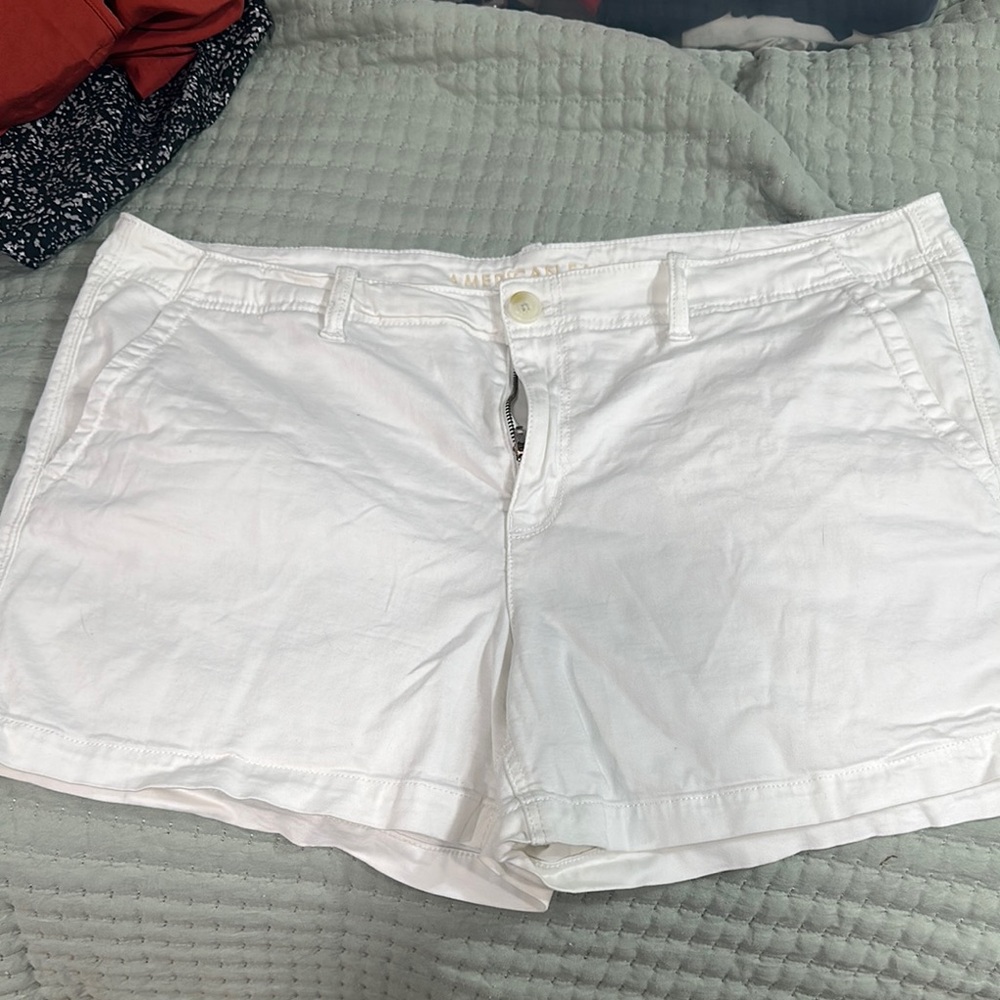 Women's White Shorts